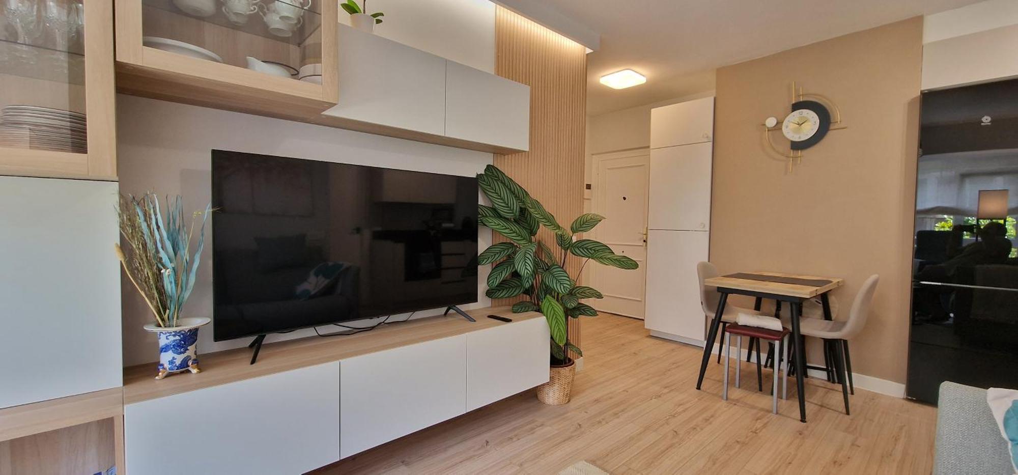 Apartamento Calatea - Centrico, 2 Habitaciones, Wifi - Vut-5603-as